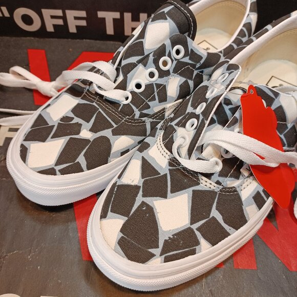 Vans Men's 5.5/Women's 7 Mosaic Black Blue White Checkerboard Canvas VN0A54F19M1 - Picture 4 of 12